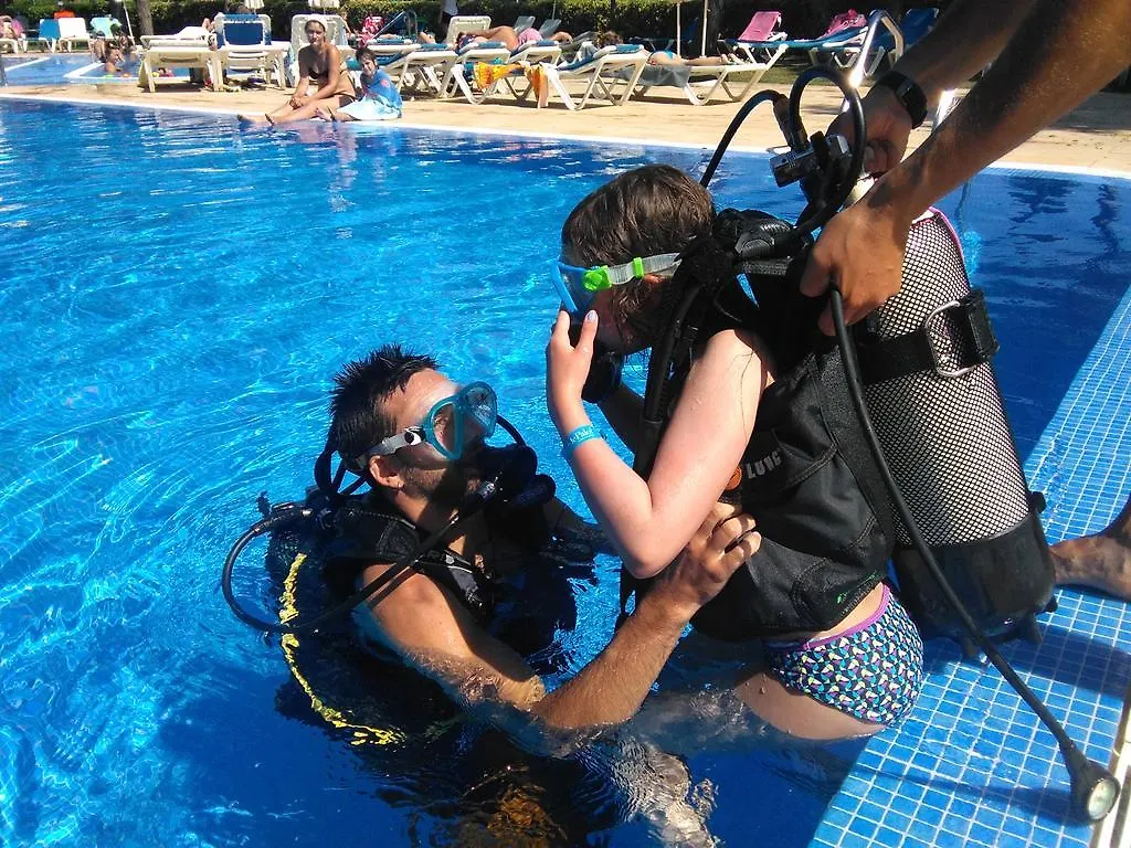****  Aparthotel Ciutat De Palol Castell-Castell-Platja d'Aro Espagne